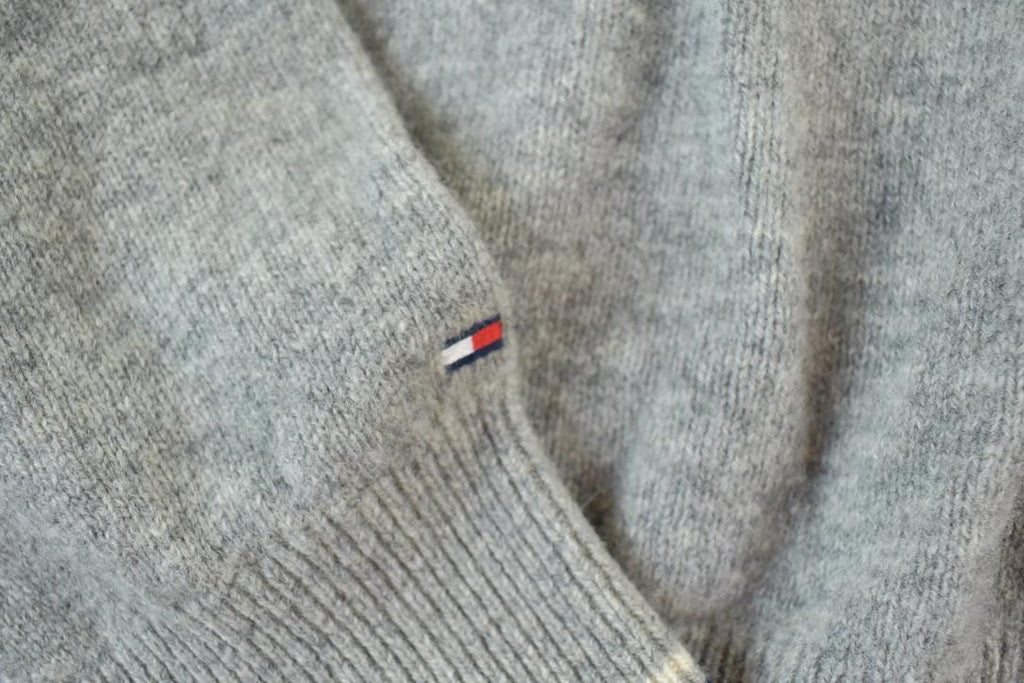 Vintage 1990s Tommy Hilfiger Knit Lambswool Crewneck Sweater