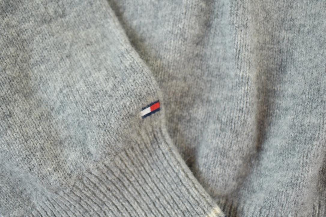 Vintage 1990s Tommy Hilfiger Knit Lambswool Crewneck Sweater