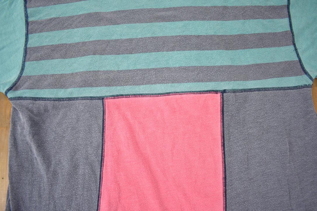 Vintage 1990s Knights Of Round Table Polo Abstract Pattern T Shirt Made In USA
