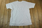 Vintage 1990s Eastern Blue Birds Graphic T-Shirt