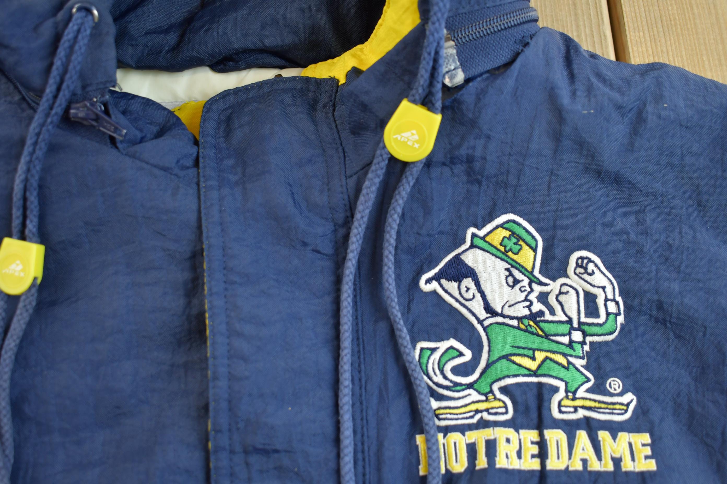 Vintage 1990s Apex One University of Notre Dame Fighting Irish Collegiate Puffer Jacket