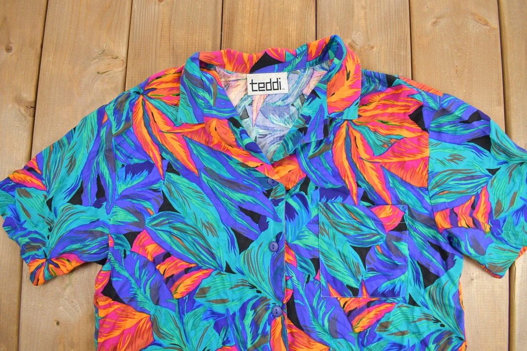 Vintage 1980s Teddi Abstract Floral Short Sleeve Button Up Shirt