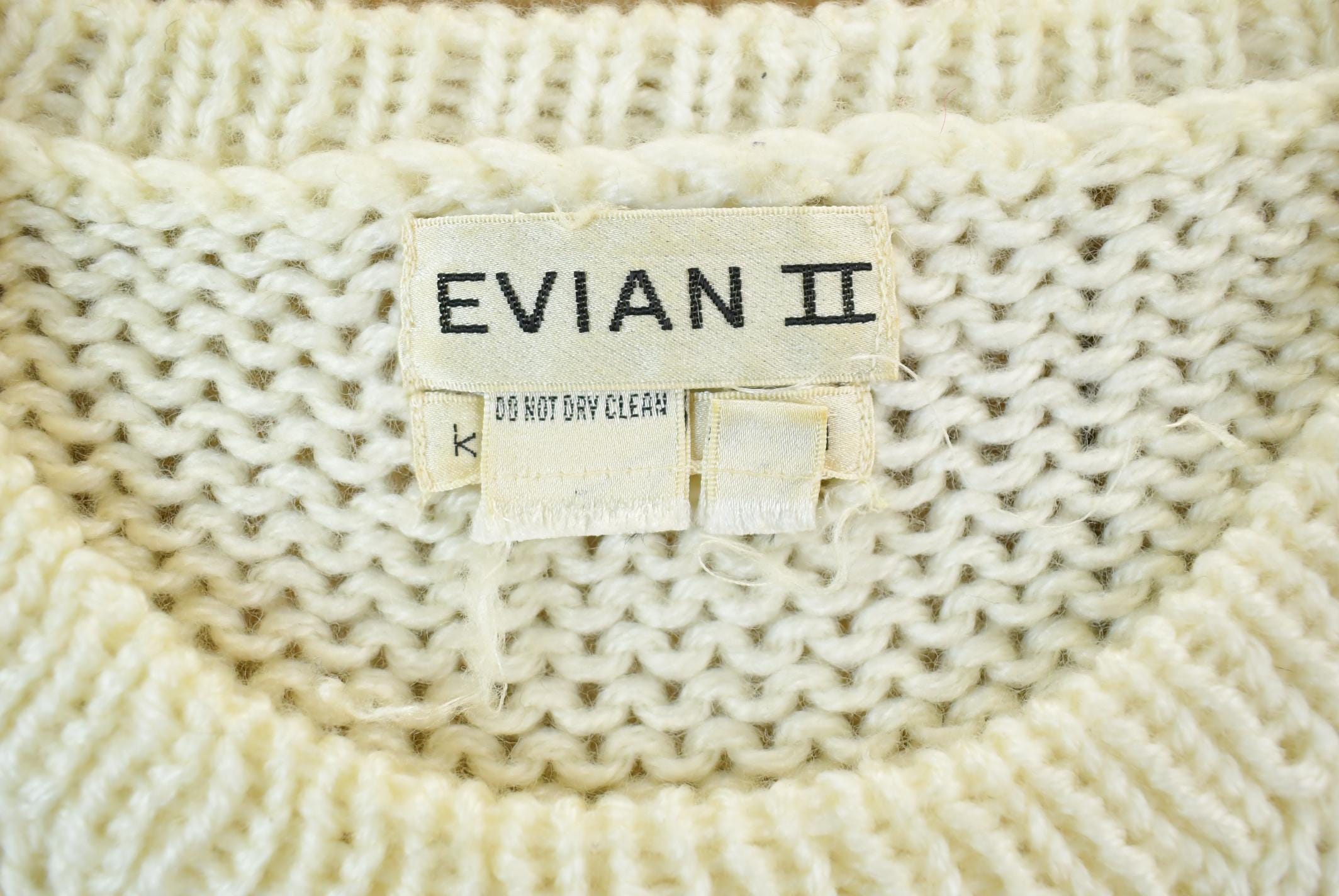 Vintage 1980s Evian II Giraffe Embroidered Knit Crewneck Sweater
