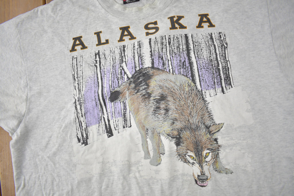 Vintage 1990s Alaska Wolf Graphic Souvenir Travel T Shirt Made In USA