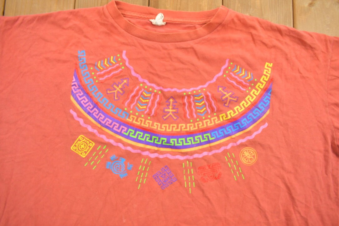 Vintage 1990s Aztec Patterned Souvenir T Shirt