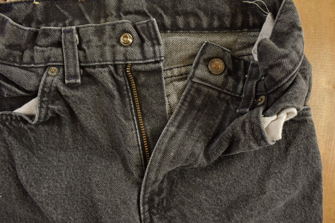 Vintage 1990s Youth Levi Black Tab Jeans Size 23 x 27