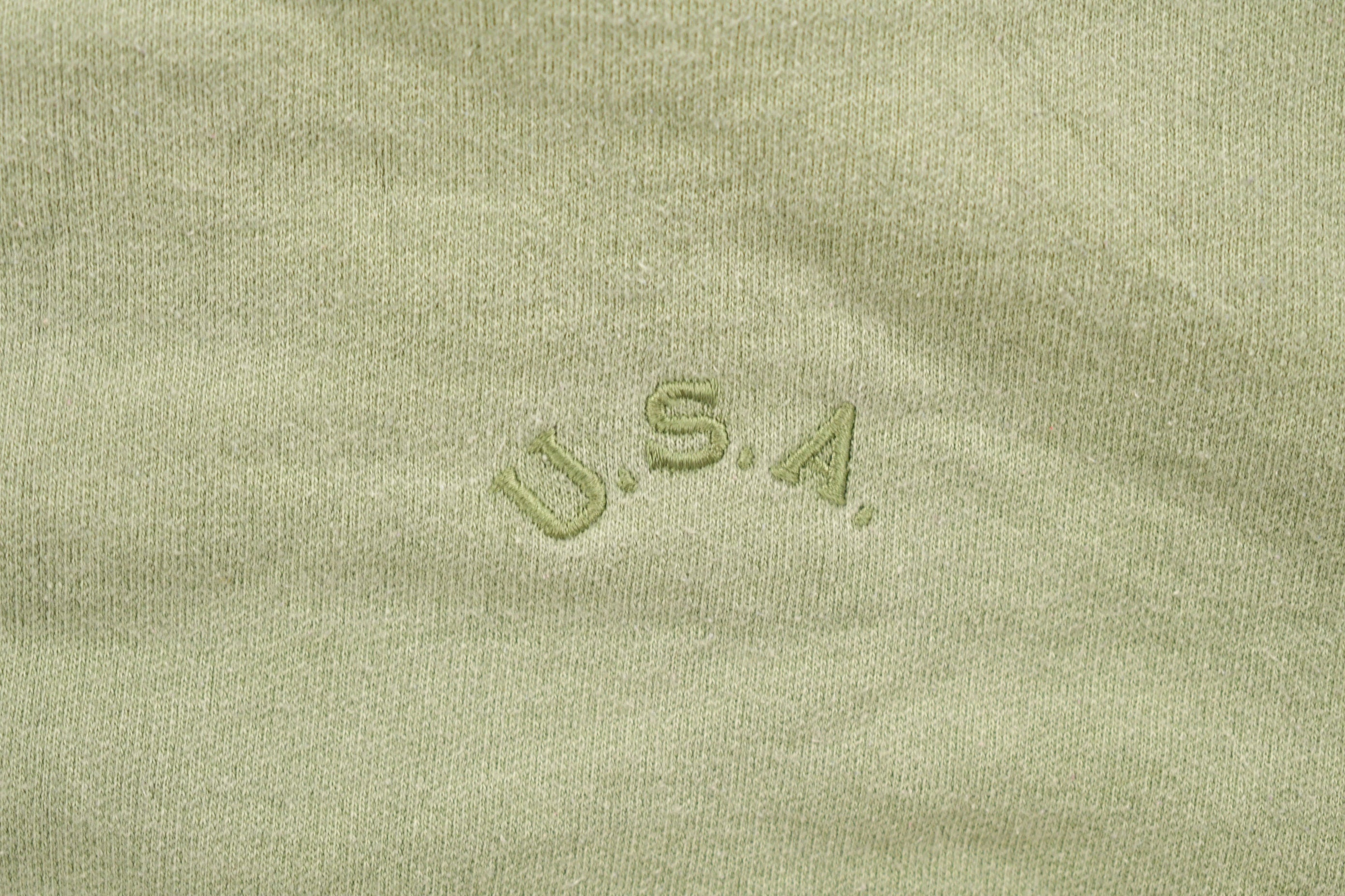Vintage 1990s Embroidered USA Sweatshirt