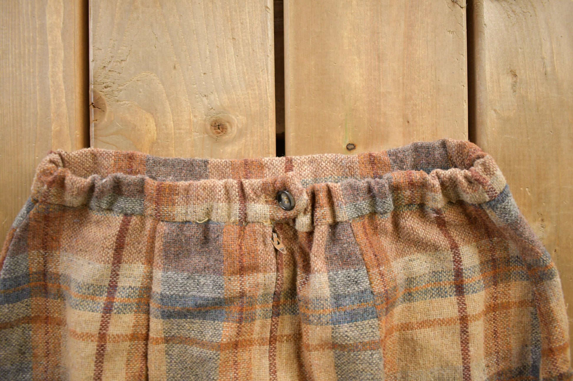 Vintage 1970s Rrrruss Plaid Skirt Size 28x28