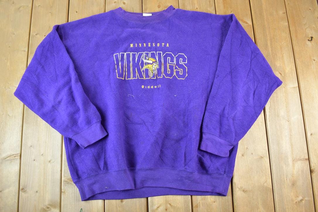 Vintage 1990s Minnesota Vikings NFL Embroidered Crewneck Sweatshirt