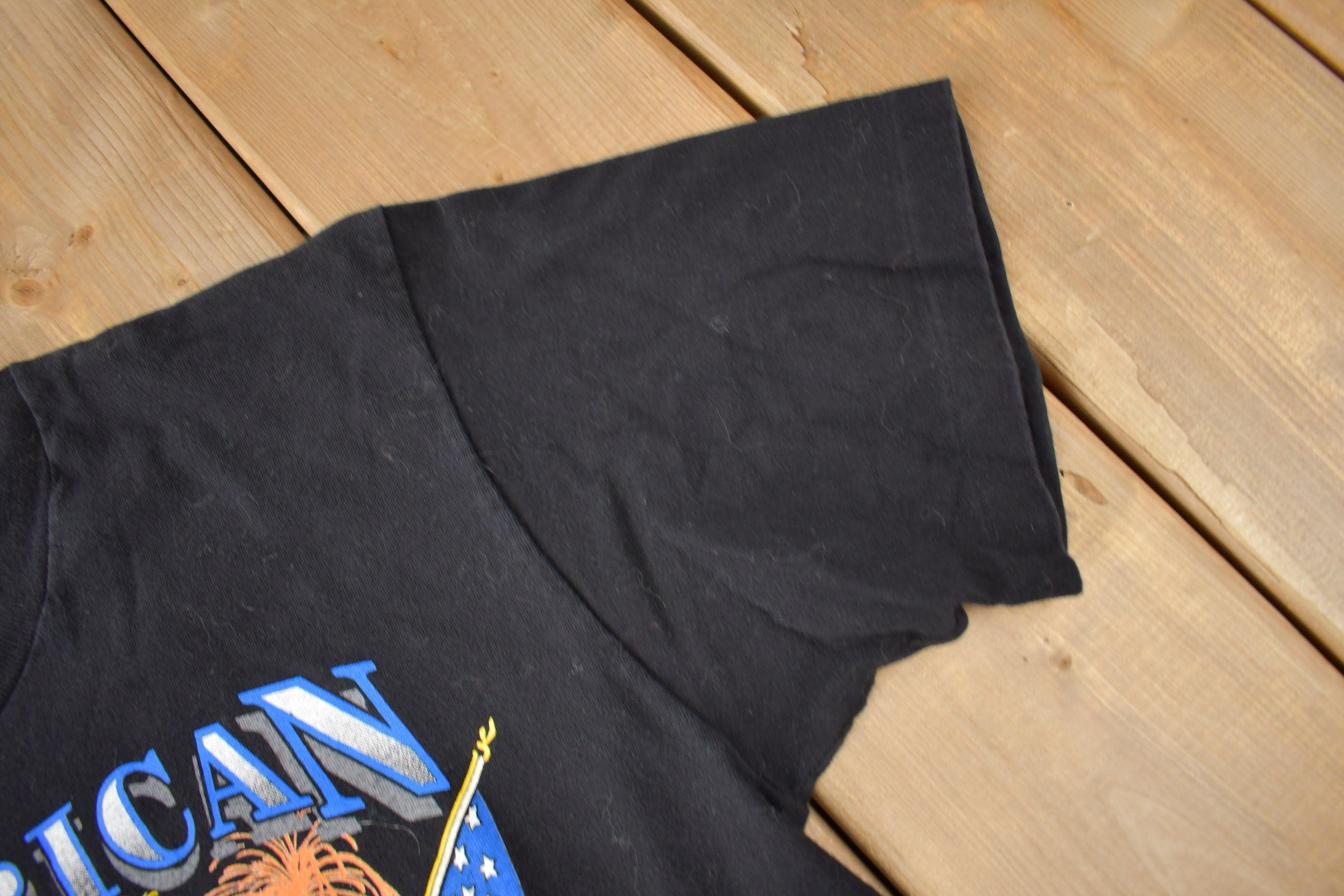 Vintage 1990s American Pride Harley Davidson Hong Kong Single Stitch Graphic T-Shirt Made In USA