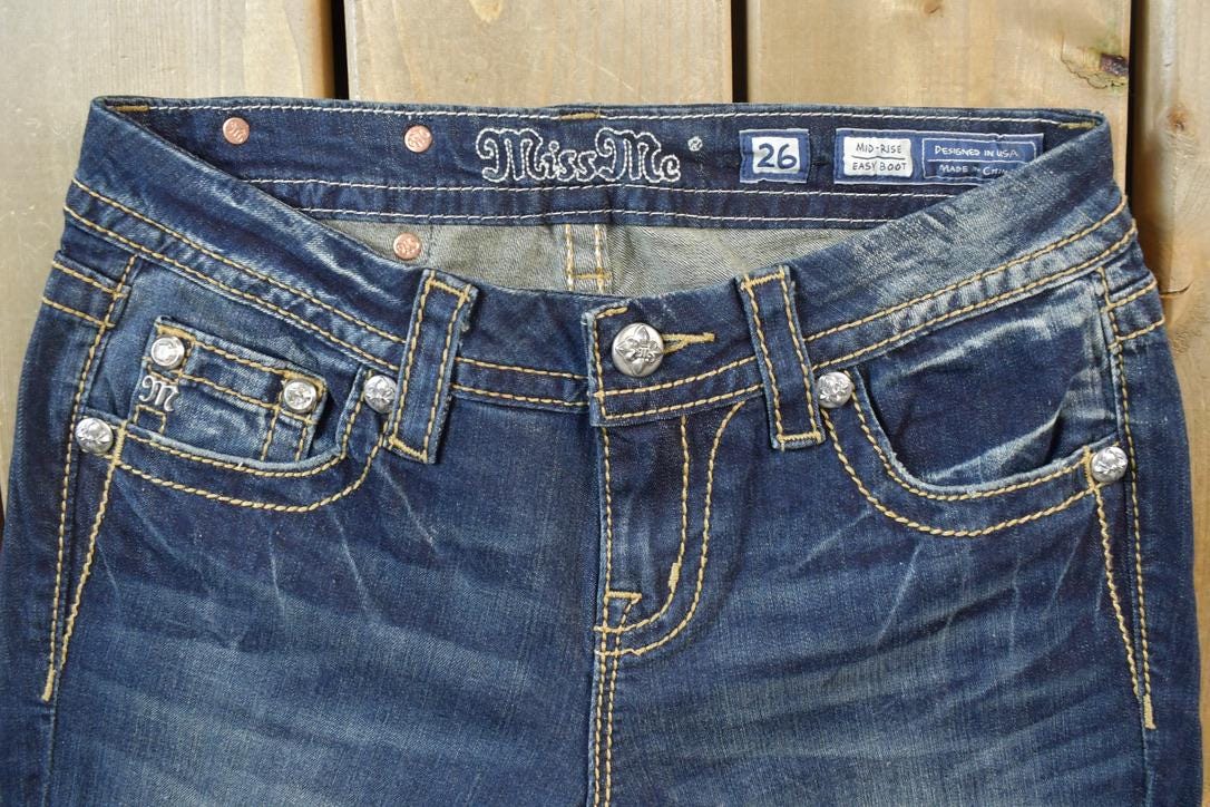 Vintage Y2K Miss Me Bedazzled Low Rise Jeans Size 26x31