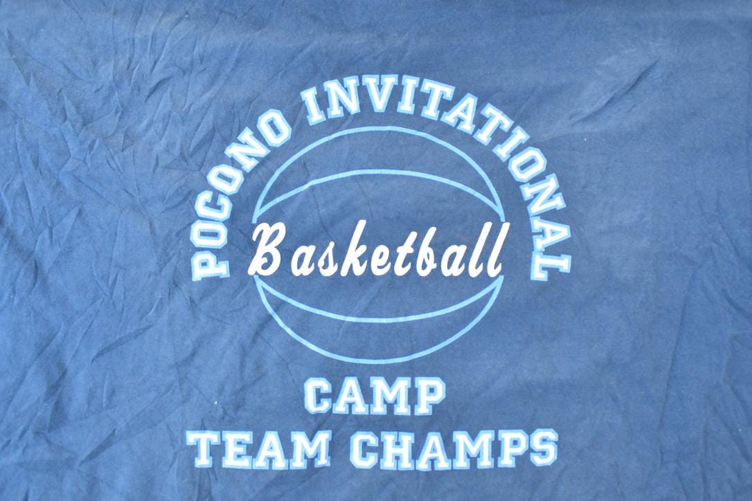 Vintage 1990s Converse Pocono Basketball Graphic T-Shirt