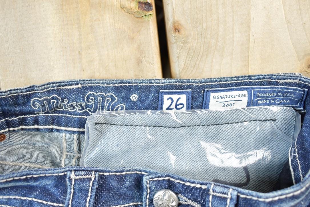 Vintage Y2K Miss Me Bedazzled Low Rise Jeans Size 26x31