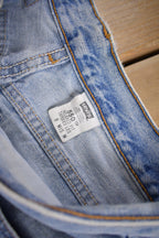 Vintage 1990s Levi's 550 Red Tab Jeans Size 29 x 28