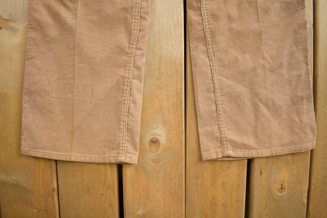 Vintage 1970s Levi's Corduroy Pants Size 33x28 Made in USA  80s Corduroy Streetwear Fashion  Vintage Levi's  Wide Leg