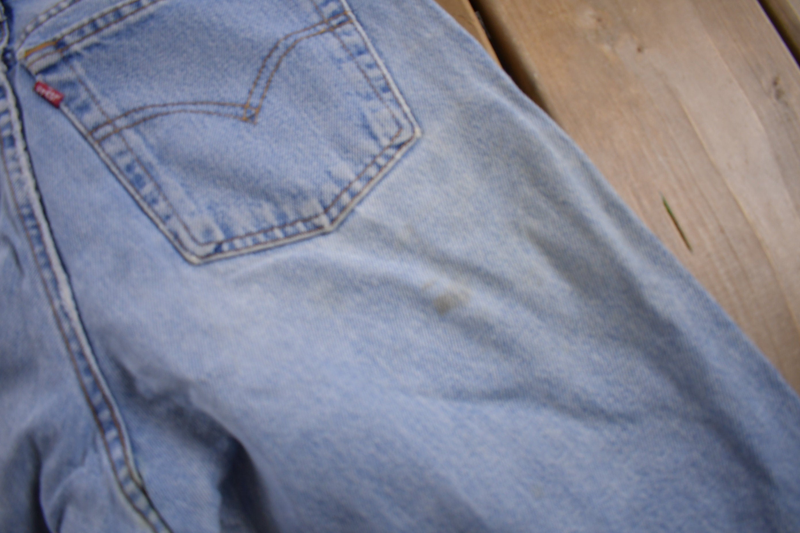 Vintage 1990s Levi's 550 Red Tab Jeans Size 29 x 28