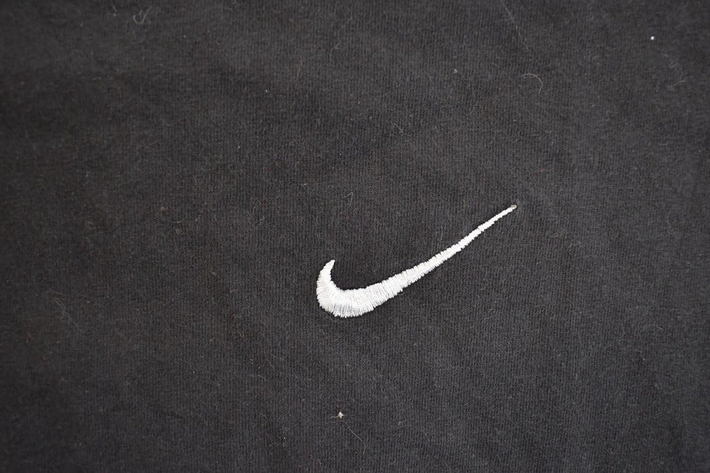 Vintage 1990s Nike Embroidered Swoosh Souvenir T-Shirt Men's L