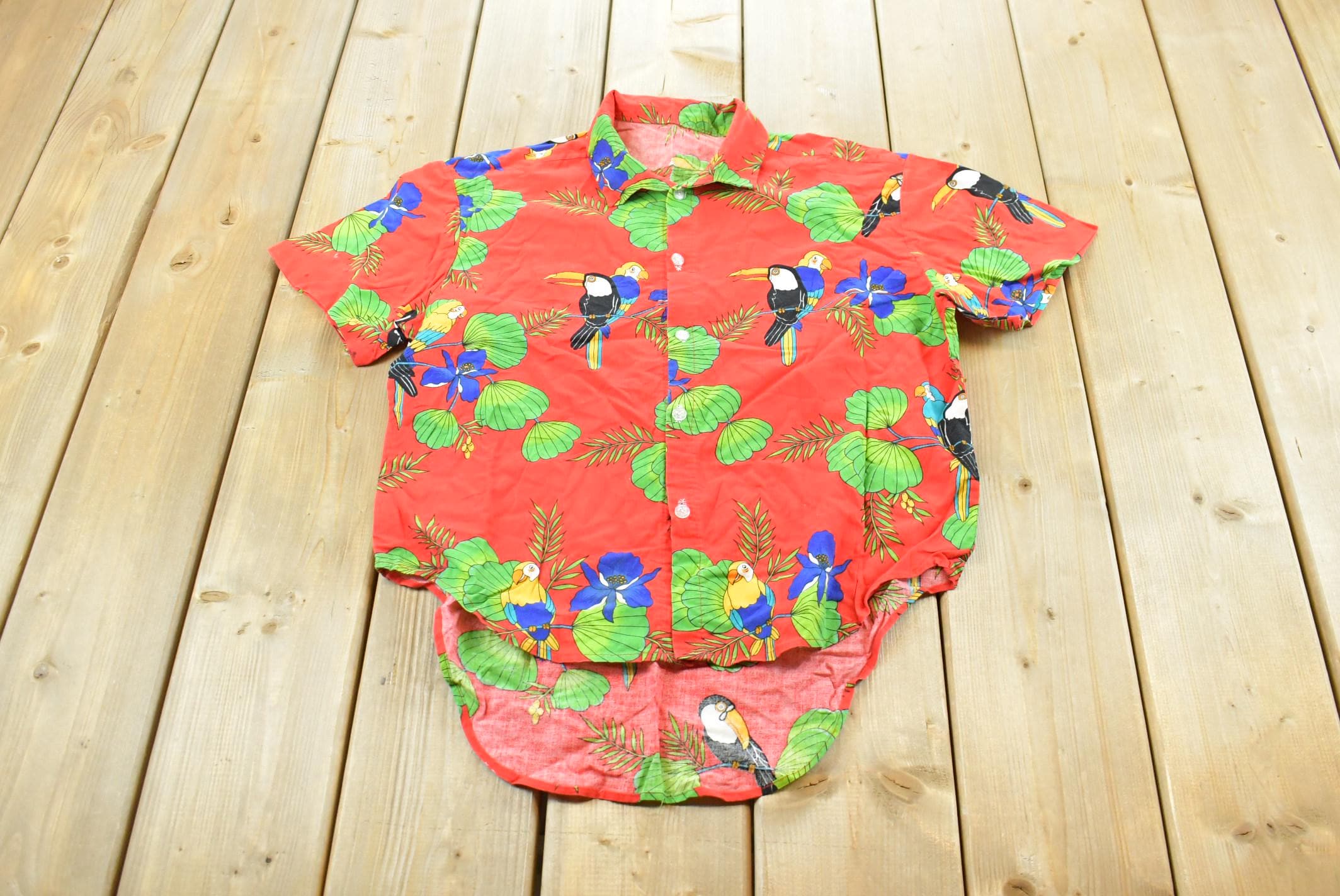 Vintage 1990s Hawaiian Tropical Toucan Button Up Shirt Mens S  90s Vacation Shirt  Streetwear  Essentials  Miami Vice