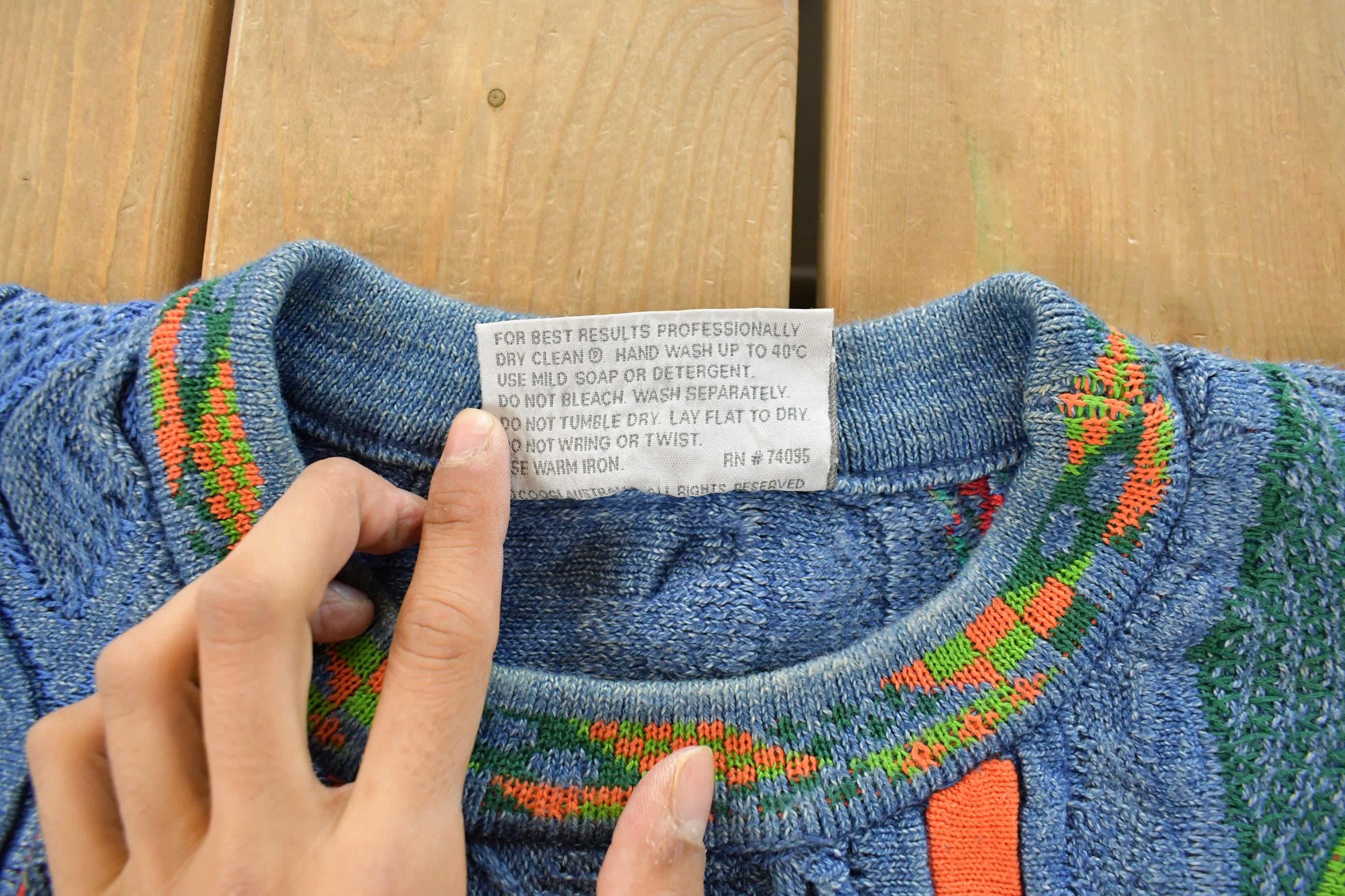 Vintage 1990s Coogi Blues 3D Abstract Knit Sweater Men's Large