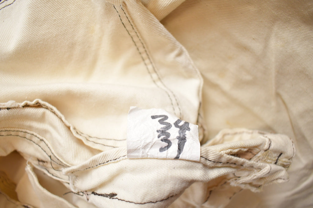 Vintage 1990s White Cargo Pants Size 34x31