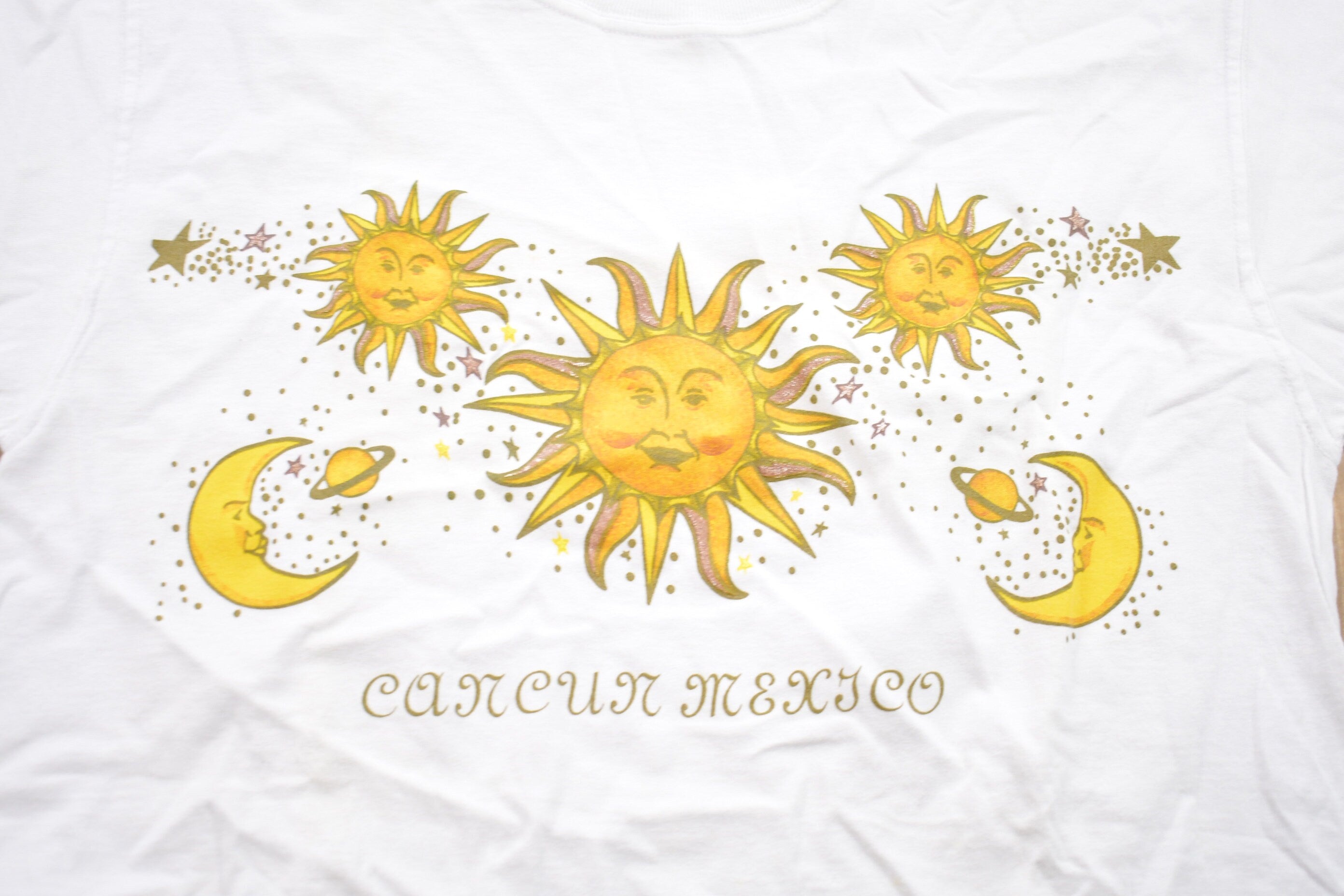 Vintage 1990s Cancun Mexico Graphic T-Shirt