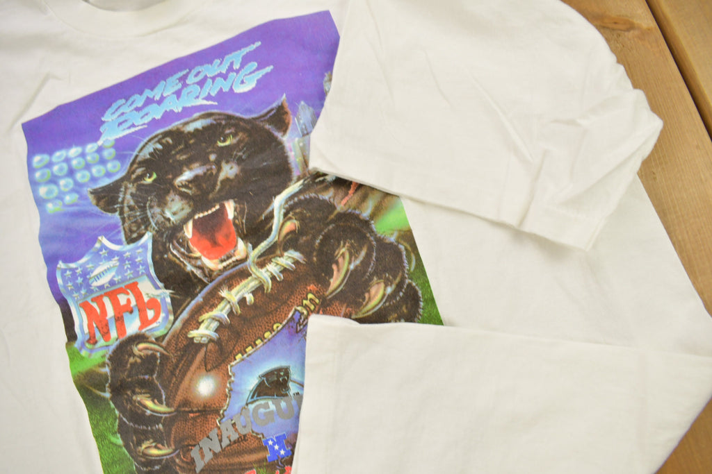 Vintage 1995 Carolina Panthers NFL Inaugural Season Graphic T-Shirt