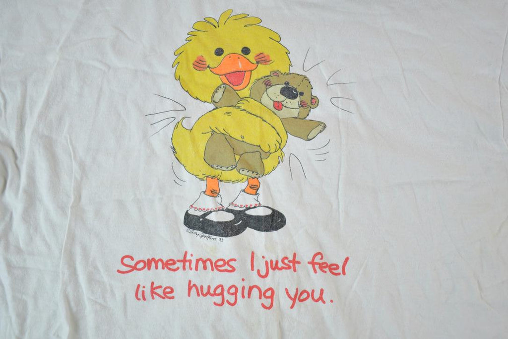 Vintage 1983 Suzy's Zoo Baby Hugging Duck Souvenir T-Shirt Womens XL