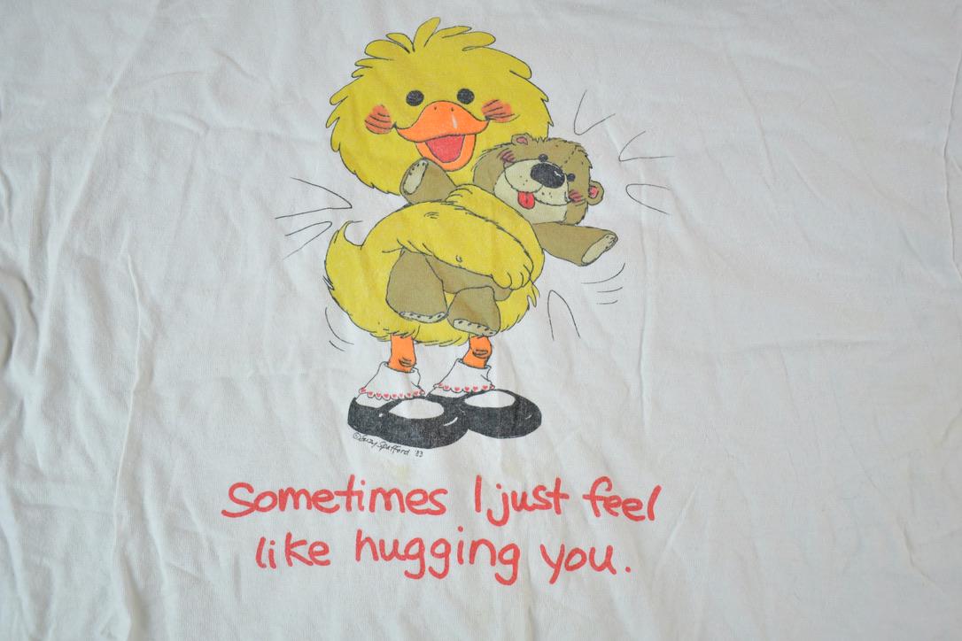 Vintage 1983 Suzy's Zoo Baby Hugging Duck Souvenir T-Shirt Womens XL