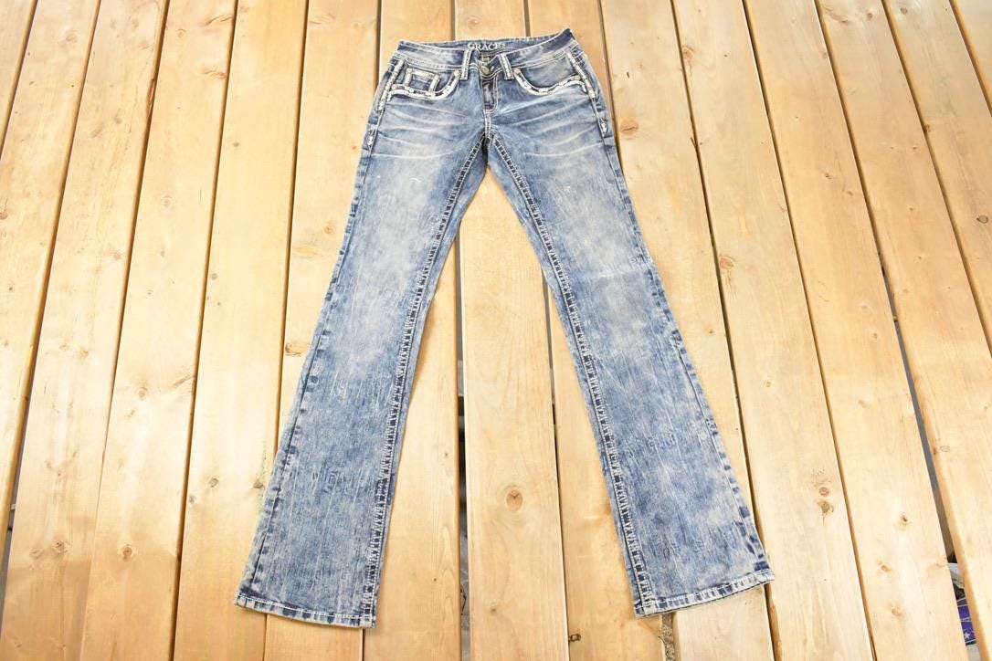 Vintage Deadstock Y2K Grace In LA Bedazzled Bootcut Low Rise Jeans Women's Size 26 x 32