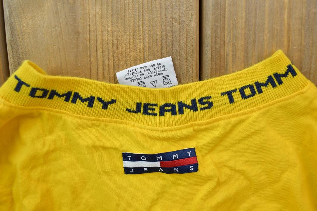 Vintage 1990s Tommy Hilfiger Tommy Jeans Graphic V Neck T-Shirt