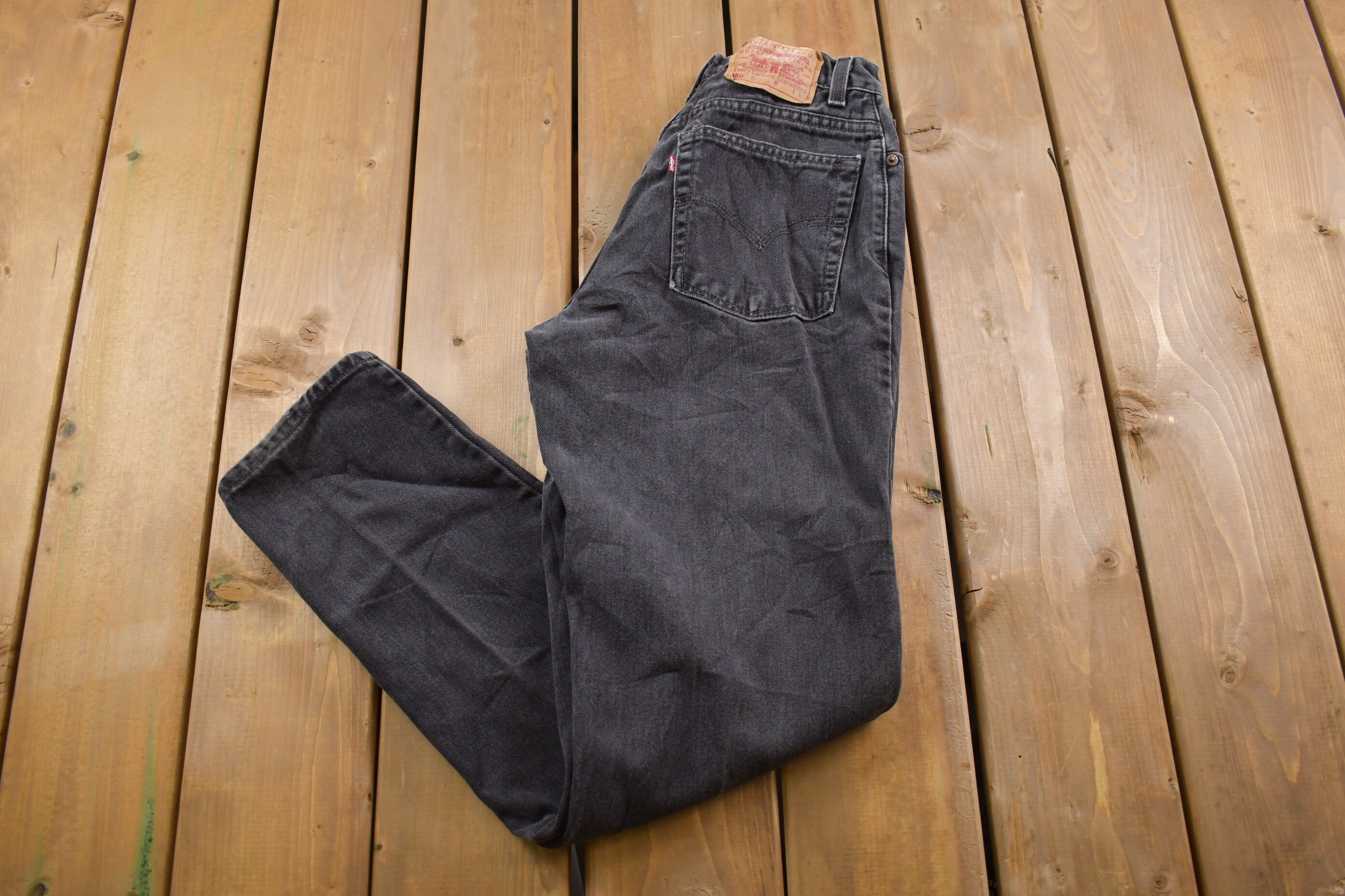 Vintage 1990s Levi's 550 Red Tab Black Denim Jeans Size 25 x 30