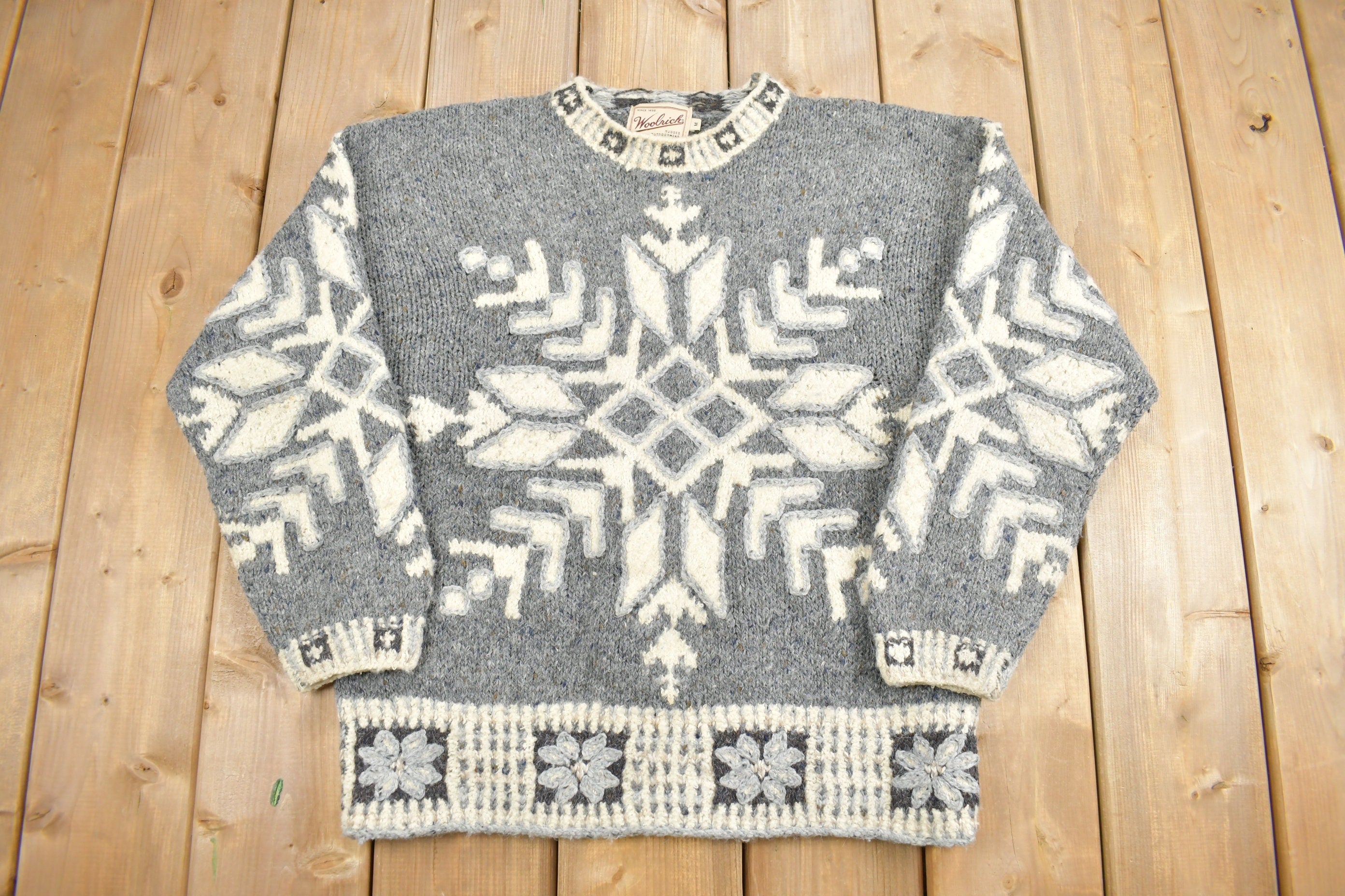 Vintage 1990s Woolrich Snowflake Knit Crewneck Sweater