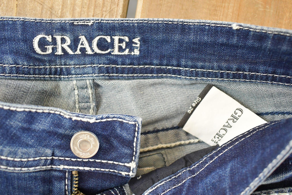 Vintage Deadstock Y2K Grace In LA Bedazzled Bootcut Low Rise Jeans Women's Size 26 x 32 / 2000's Embroidered Contrast Stitched Denim
