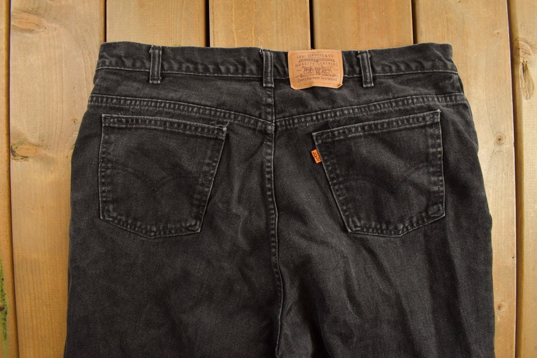 Vintage 1990s Levi' Orange Tab Denim Jeans Size 38 x 31