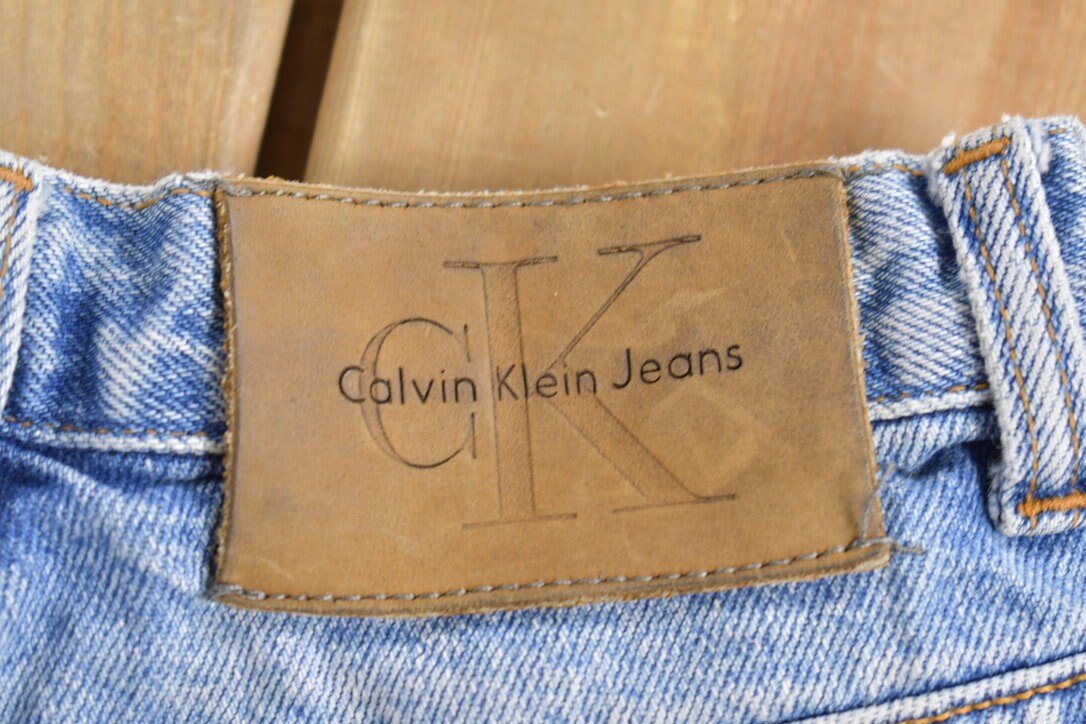 Vintage 1990s Calvin Klein Jean Shorts 24 x 4.5