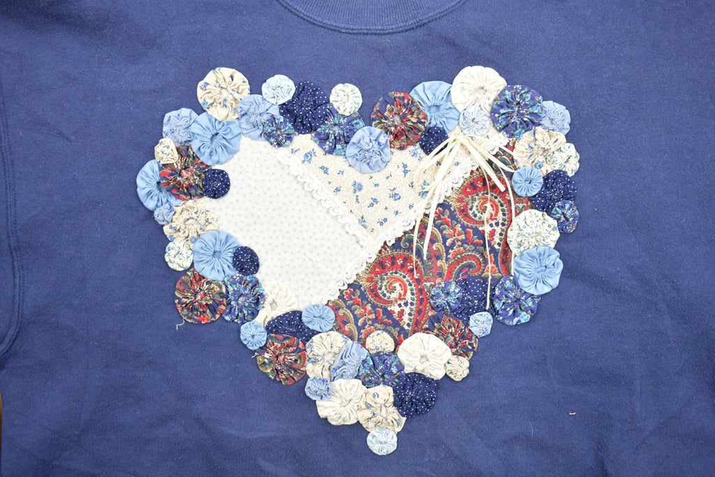 Vintage 1990s Heart Theme 3D Graphic Crewneck Sweater / 90s Crewneck / Grandma Sweater / Streetwear / Made In USA / Valentines Day Theme