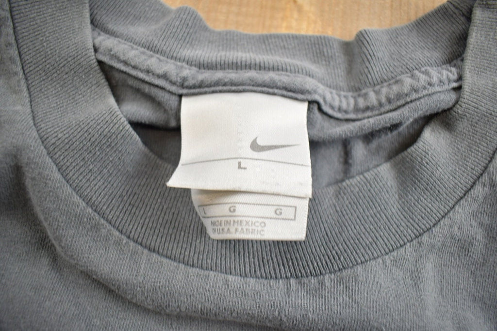 Vintage 2000s Nike Canada Graphic T-Shirt