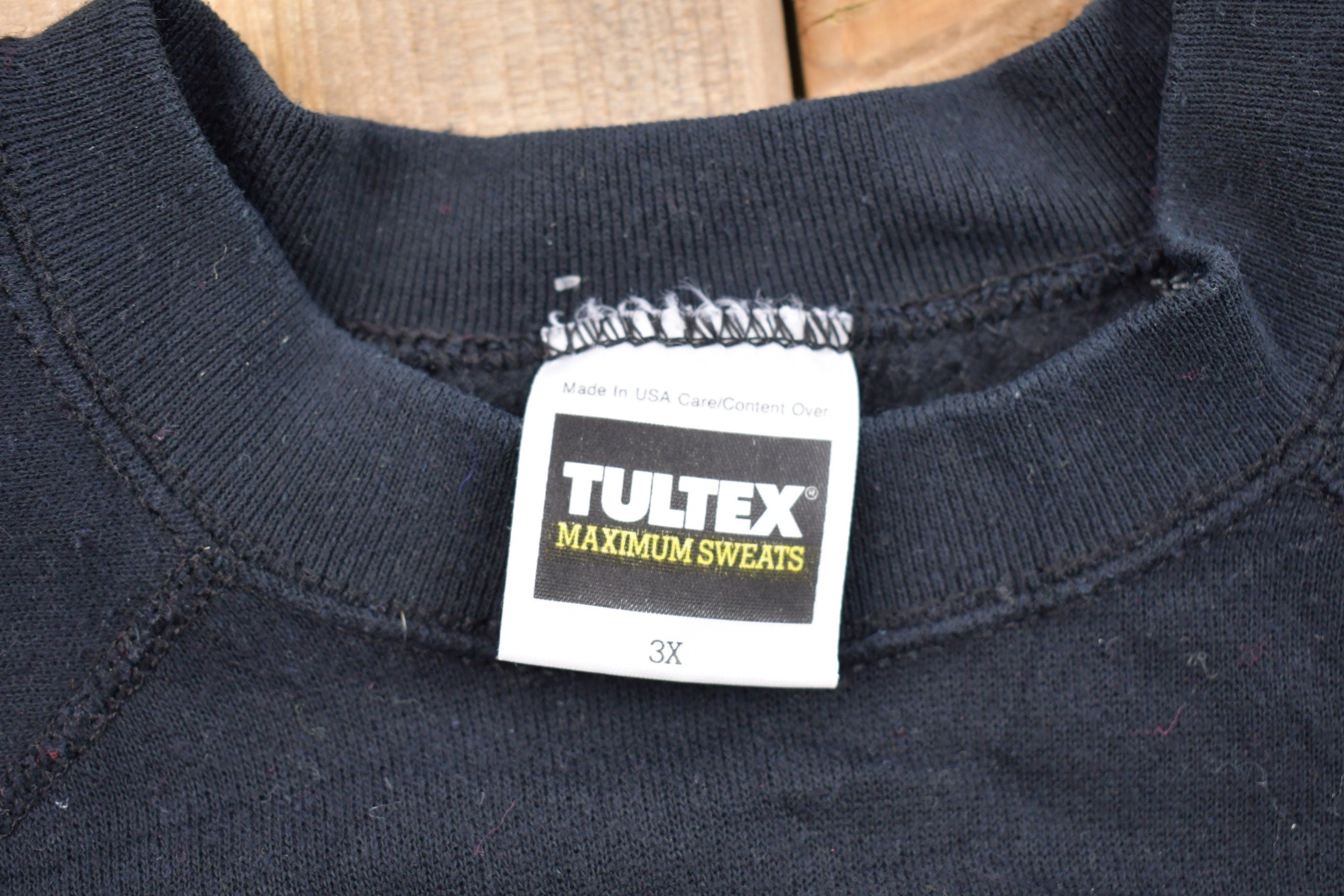 Vintage 1990s Tultex Fall Leaves Graphic Crewneck Sweatshirt