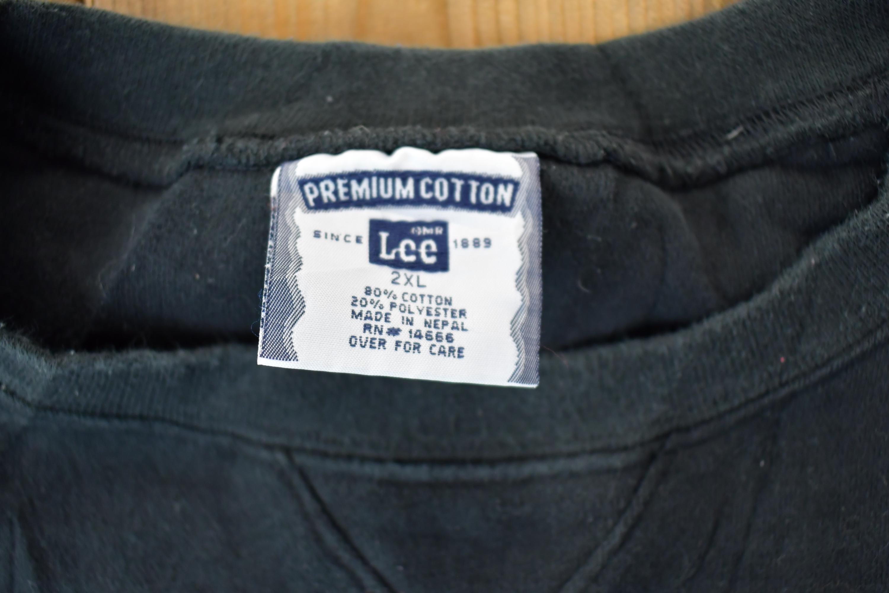 Vintage 1990s Granite City Food And Brewery Lee Premium Cotton Crewneck Sweatshirt /
