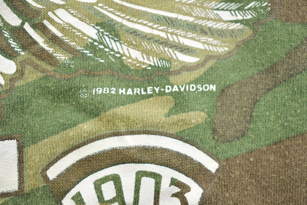 Vintage 1982 Harley "Live to Ride, Ride to Live" Camo T Shirt