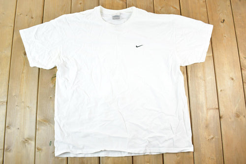Vintage Y2K Nike Swoosh T-Shirt Men's L / Vintage Nike Swoosh Tee / Nike Swoosh / Nike Vintage / Small Swoosh / Big Swoosh