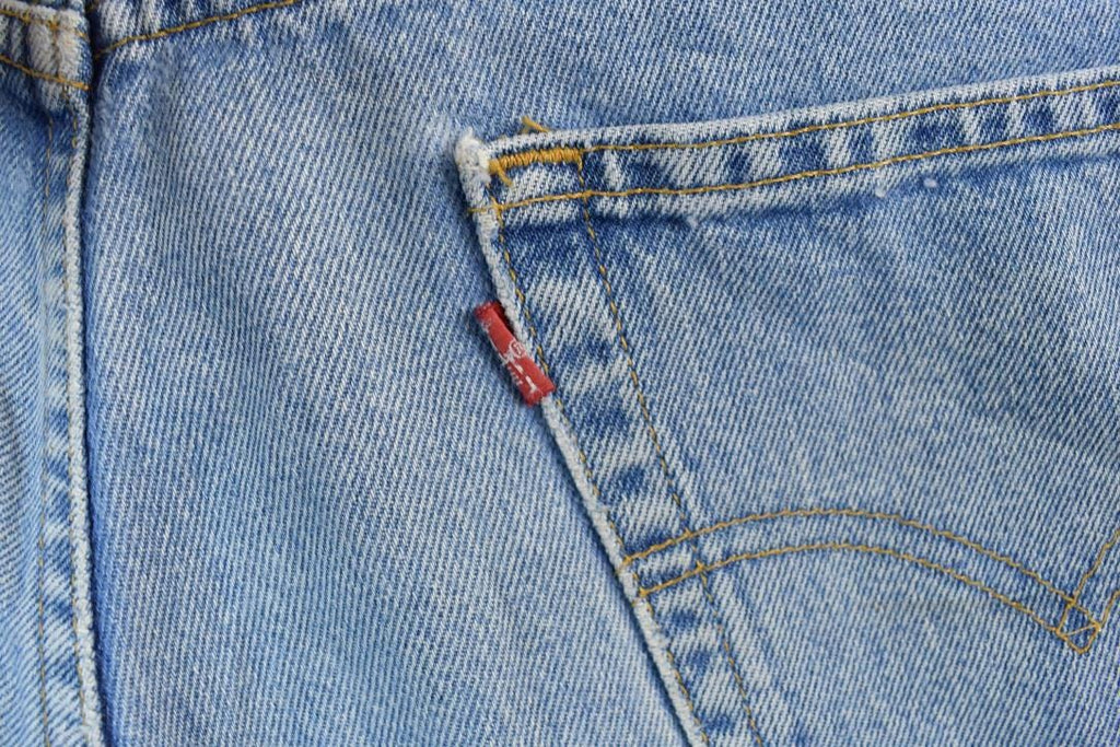 Vintage 1990s Levi Strauss Red Tab Denim Jeans Size 35 x 30