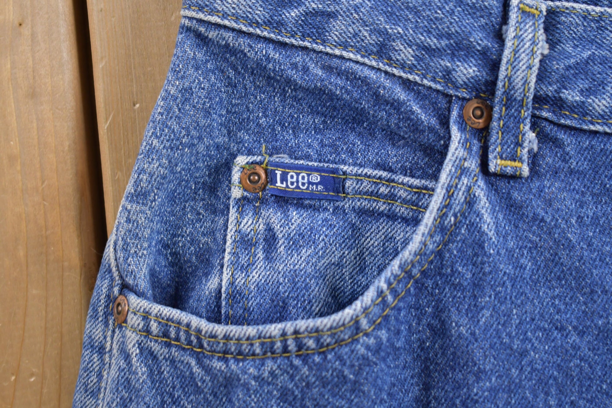 Vintage 1980s LEE Blue Jeans Size 28 x 28.5