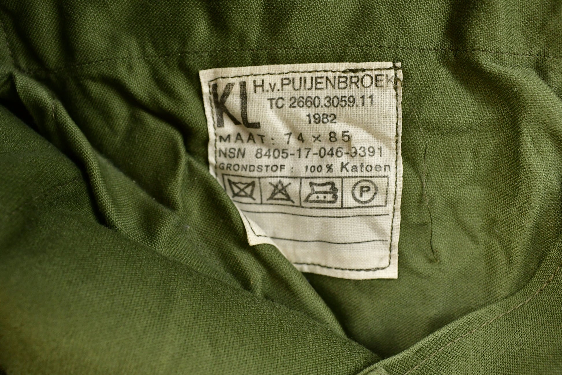 Vintage 1982 Military Cargo Pocket Pants Size 74 x 85
