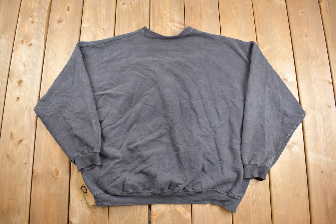 Vintage 2002 Salt Lake Olympics Graphic Crewneck Sweatshirt
