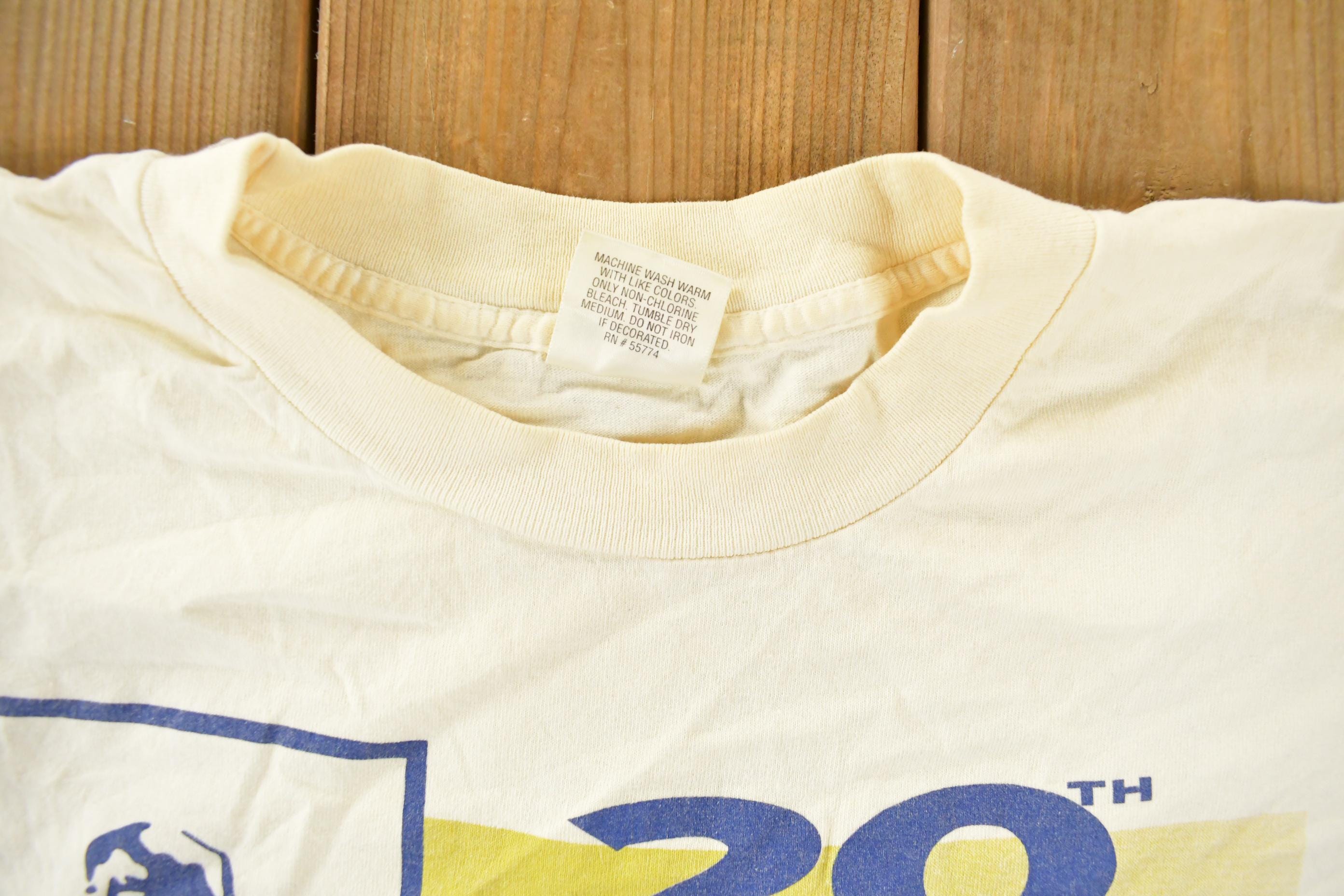 Vintage 1990s Tufts Health Plan Running Souvenir T-Shirt Men's Large