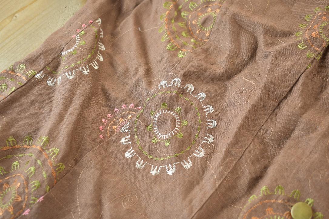 Vintage 1990s Alexandra Bartlett Embroidered Pattern Women's Linen Button Up Shirt