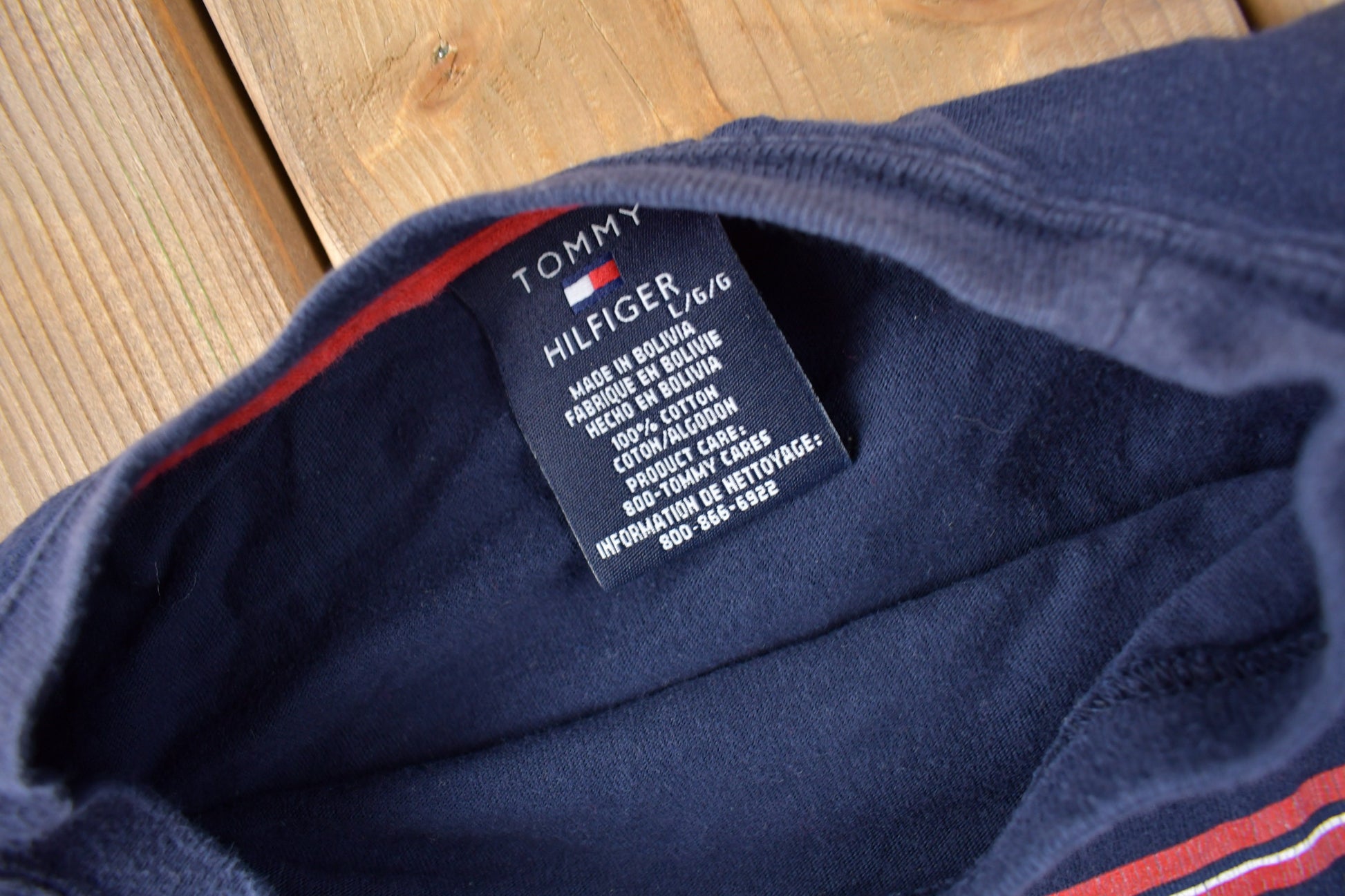 Vintage Y2K Tommy Hilfiger Long Sleeve Embroidered T Shirt Size Large