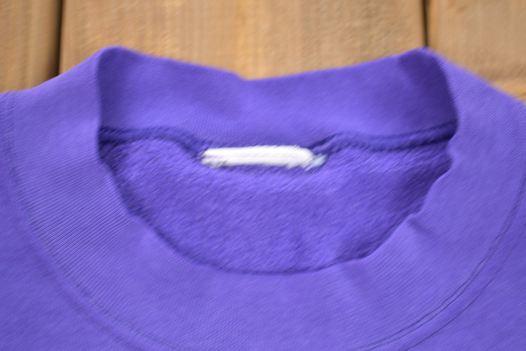 Vintage 1990s Disney Pooh & Tigger Graphic Crewneck Sweatshirt