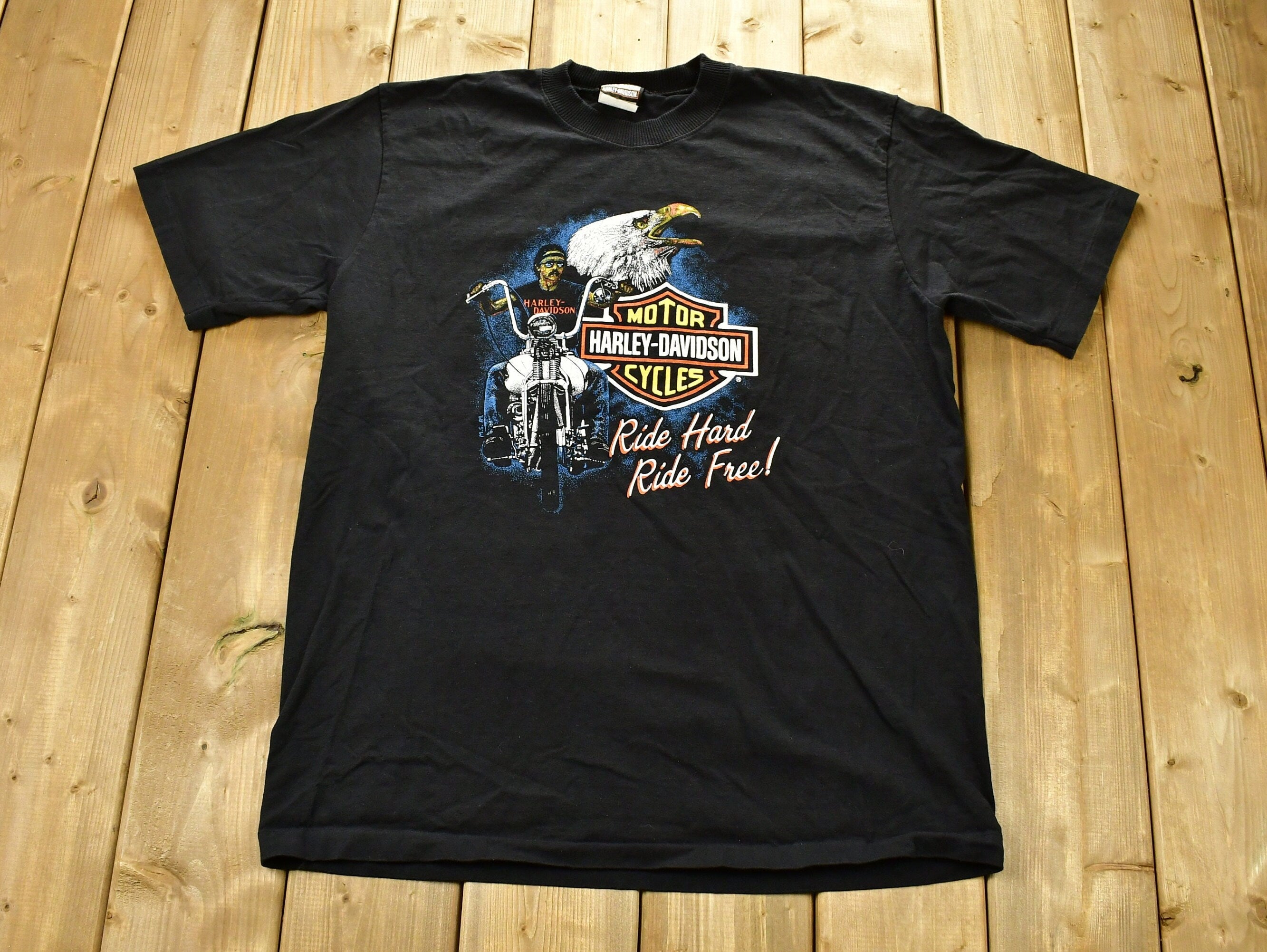 Vintage 1990s Harley Davidson Motorcycles Niagara Falls T-Shirt
